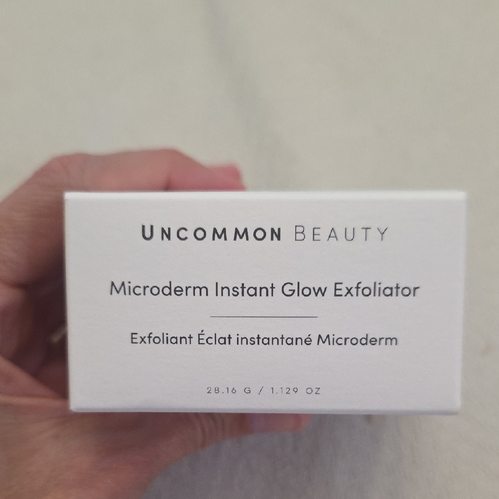 Uncommon Beauty White Microderm Instant Glow Exfoliator NIB